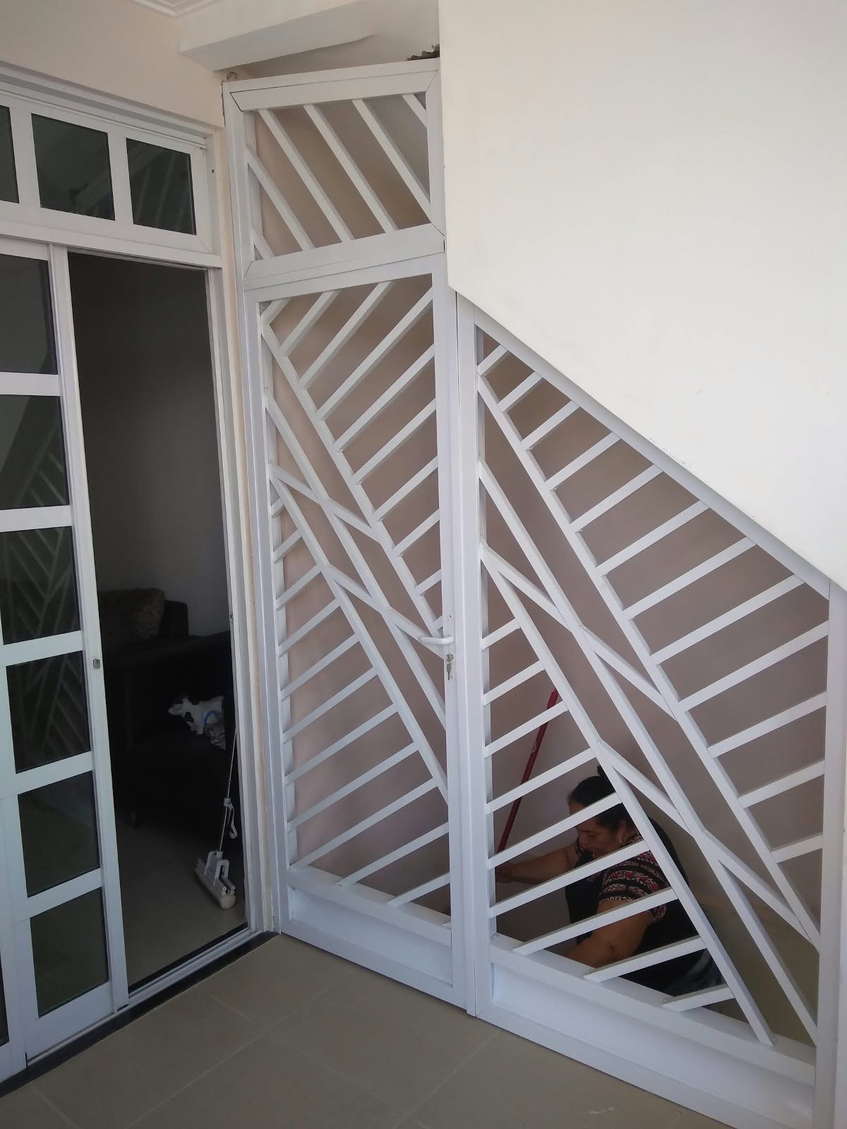 Grade Decorativa em Alumínio Branco